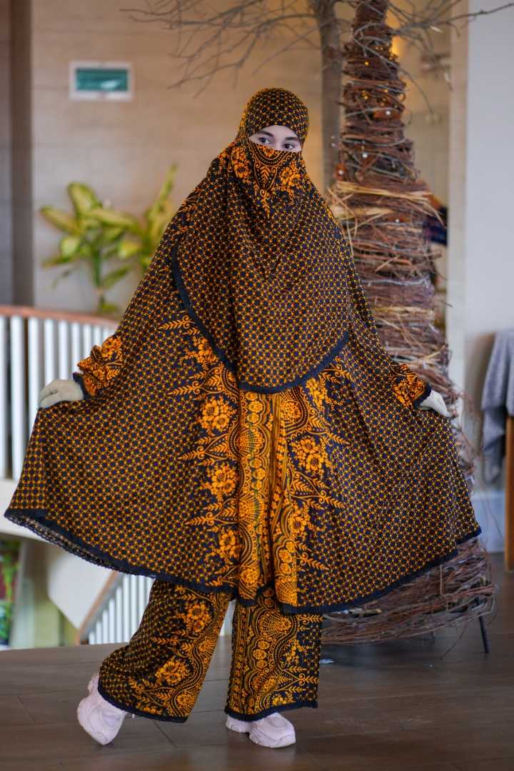 খিমার,সেট!